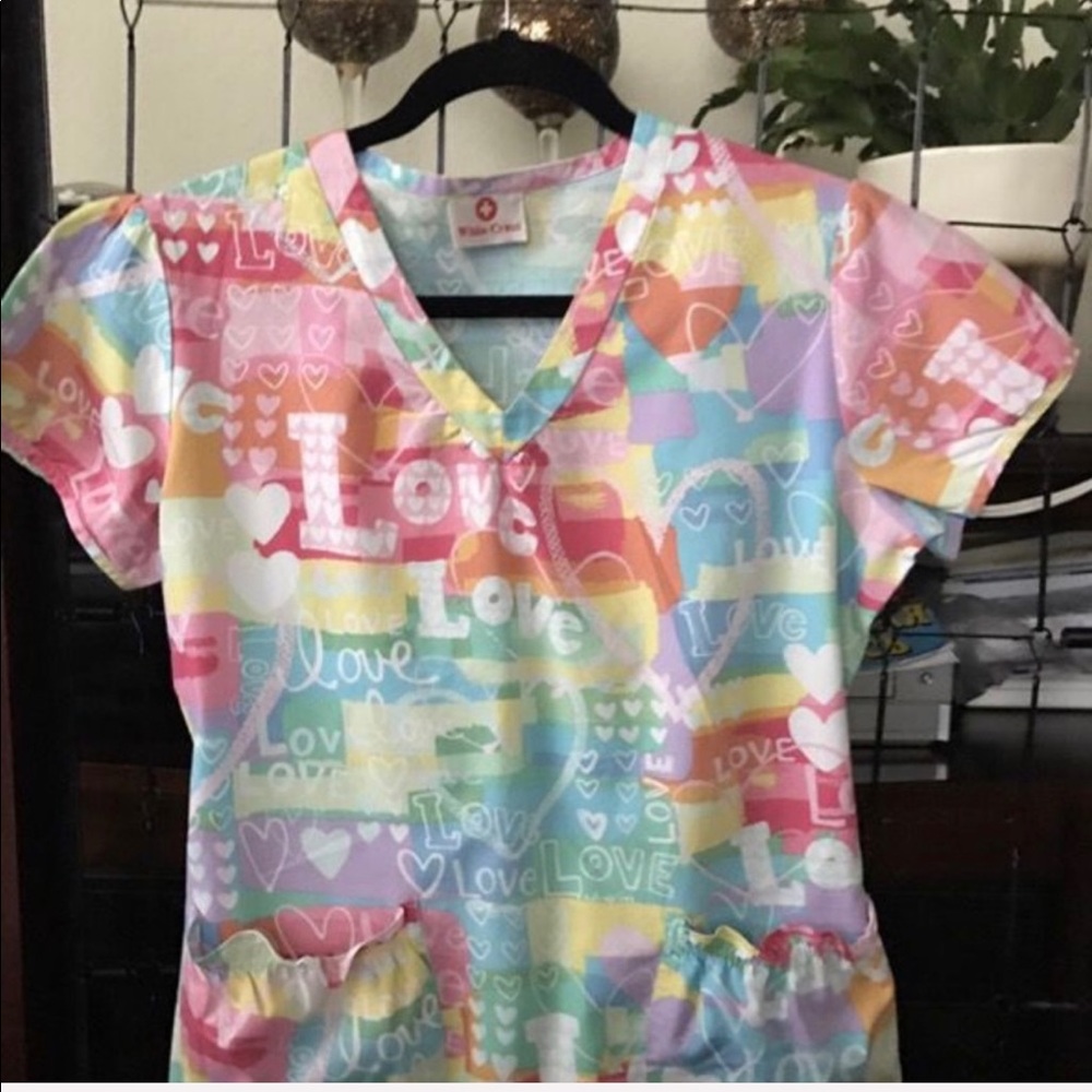 Scrub top